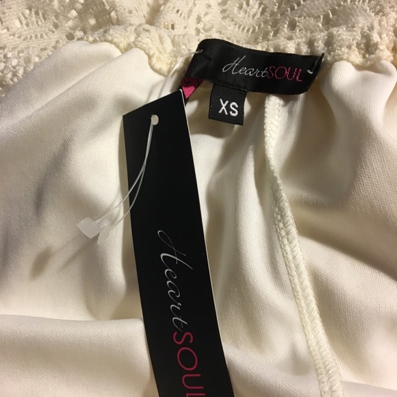 Off the shoulder white lace dress - Picture 4 of 4